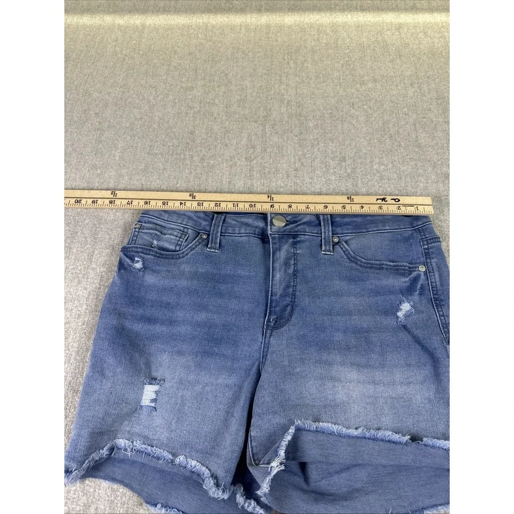 Seven For All Mankind Jean shorts Size 10 Cut Off Summer Raw Hem Distressed